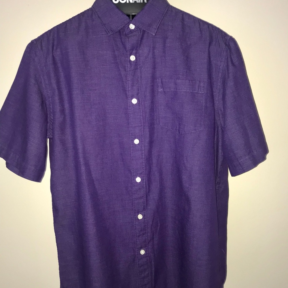 Men’s purple shirt
